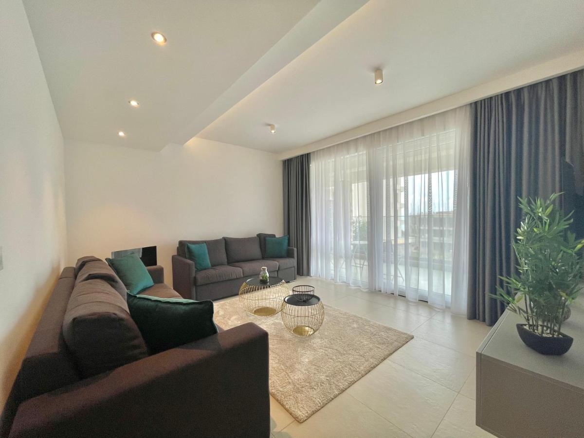 Horizon Residences Andjela Apartment